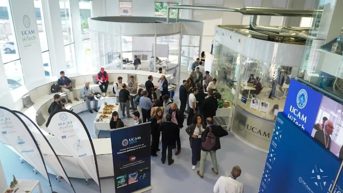 UCAM HiTech — laboratorio